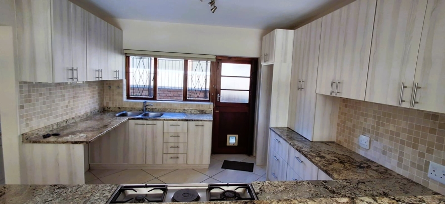 3 Bedroom Property for Sale in Fish Hoek Western Cape
